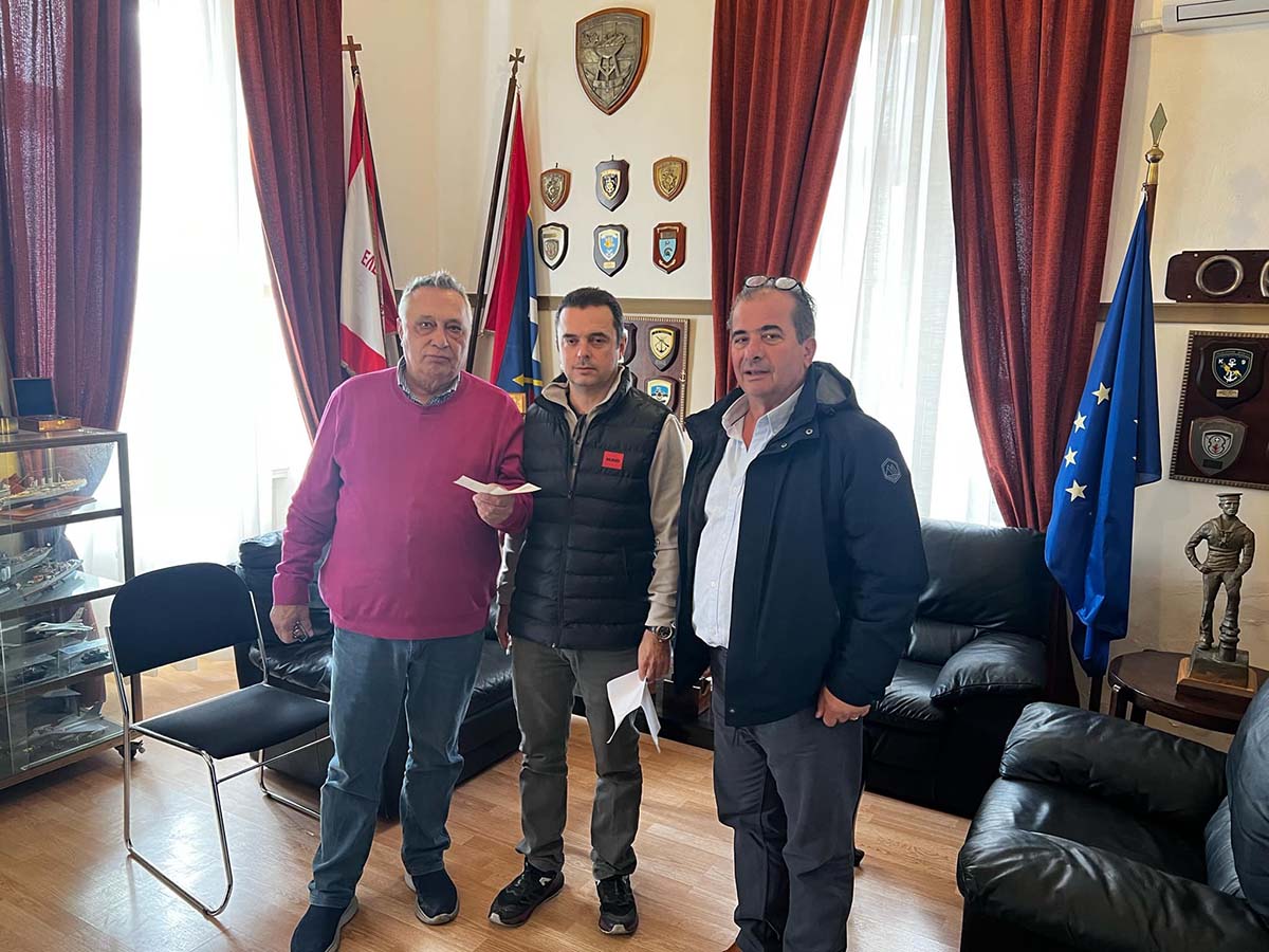 ΣΥΝΤΗΡΗΣΗ ΤΟΥ ΑΚΤΙΝΟΛΟΓΙΚΟΥ ΜΗΧΑΝΗΜΑΤΟΣ ΤΟΥ Κ.Ε. ΠΟΡΟΣ ΑΠΟ ΤΟΝ Ε.Ε.Σ.Π. 